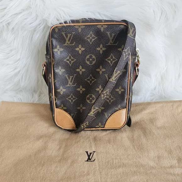 🤎 Louis Vuitton Danube 🤎 - Picture 3 of 12